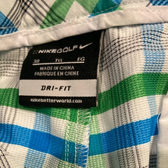 NikeGolf~NWOT~Men’s Bold Plaid Print Dri-Fit Shorts - Picture 13 of 15